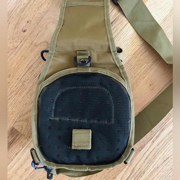Tactical Military Style Crossbody Bag Army Green - Picture 8 of 11